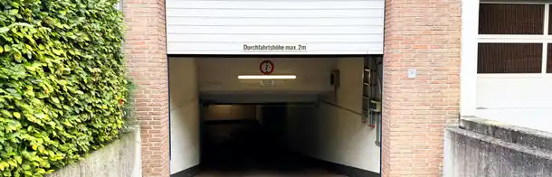 Einfahrt / Ausfahrt
